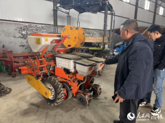 <b>科技“对话”黑地盘解锁备耕新质出产力</b>